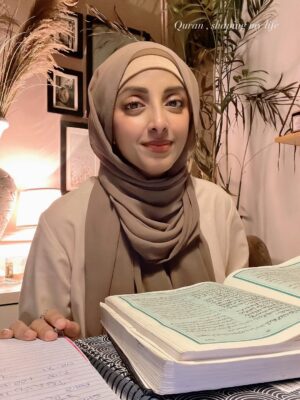 Sanam Chaudhry Instagram - Alhamdulillah.. i cant thank Allah enough for making me understand His instructions to shape up my life accordingly 🥹