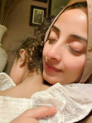 Sanam Chaudhry Instagram - Us ♥️ blessings .. Alhamdulillah 
@someechohan