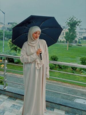 Sanam Chaudhry Instagram - Drenched in dreams , on a rainy balcony ☔️