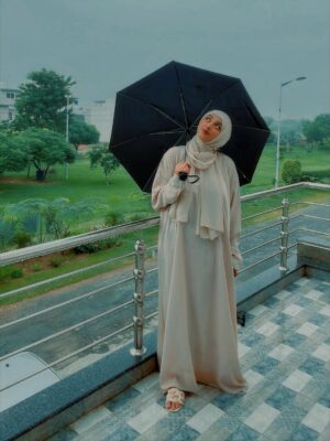 Sanam Chaudhry Instagram - Drenched in dreams , on a rainy balcony ☔️
