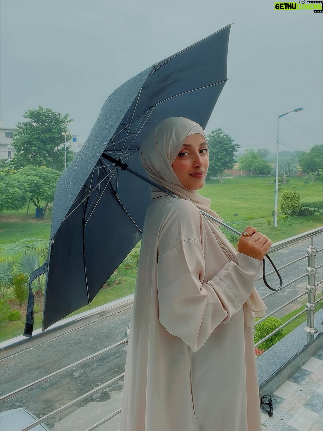 Sanam Chaudhry - 90.6K Likes - Drenched in dreams , on a rainy balcony ☔️
