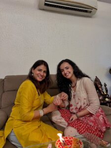 Actress Sanaya Irani HD Photos and Wallpapers September 2025
