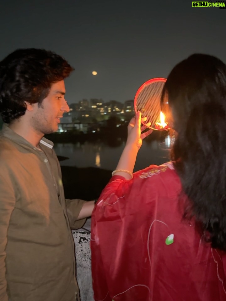 Sanaya Irani - 628.8K Likes - Karwachauth ❤️❤️
When you have taken way too many pictures and can’t decide which one to put.😜
Pick your favourite one guys and go crazy.😂