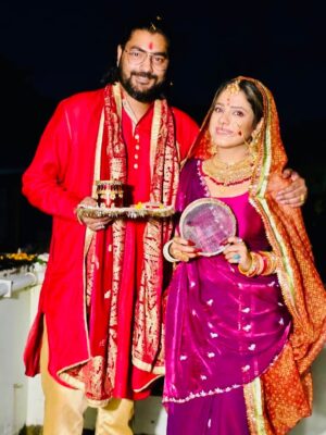 Sanchari Mondal Instagram - Chand chupa the Badal me❤️🌝