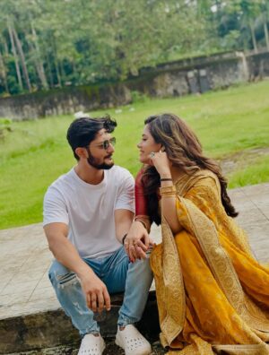 Sanchari Mondal Instagram - “সঞ্চারী” and “অনির্বান”
“অনুরাগের ছোঁয়া” @starjalsha 9:30pm