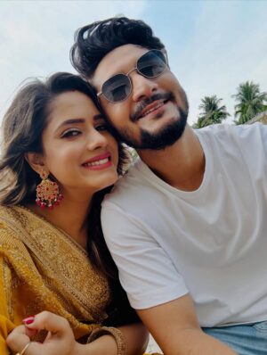 Sanchari Mondal Instagram - “সঞ্চারী” and “অনির্বান”
“অনুরাগের ছোঁয়া” @starjalsha 9:30pm