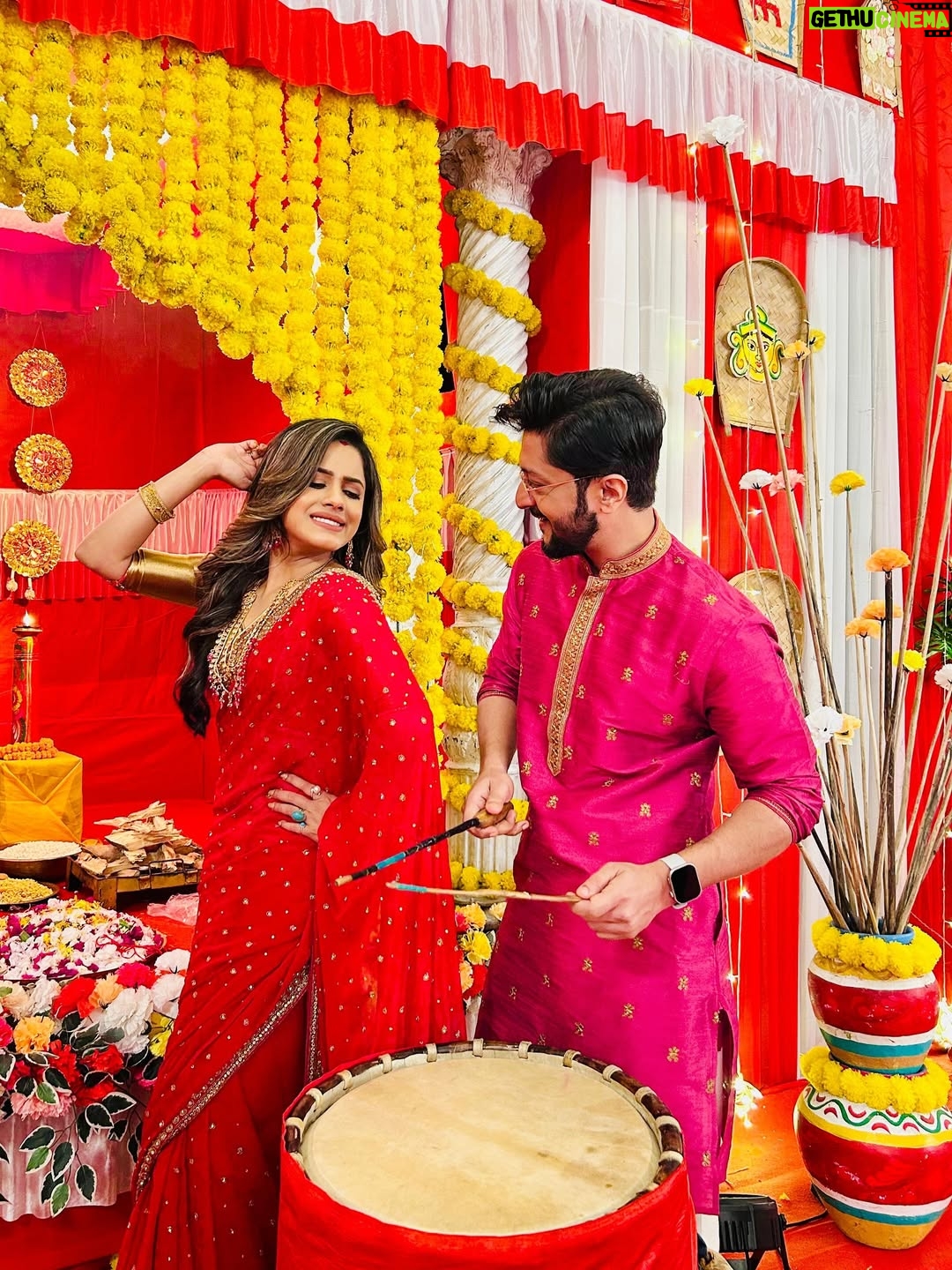 Sanchari Mondal - 2.1K Likes - Anirban & Sanchari ❤️
"Anurager chowa" @starjalsha 9:30pm