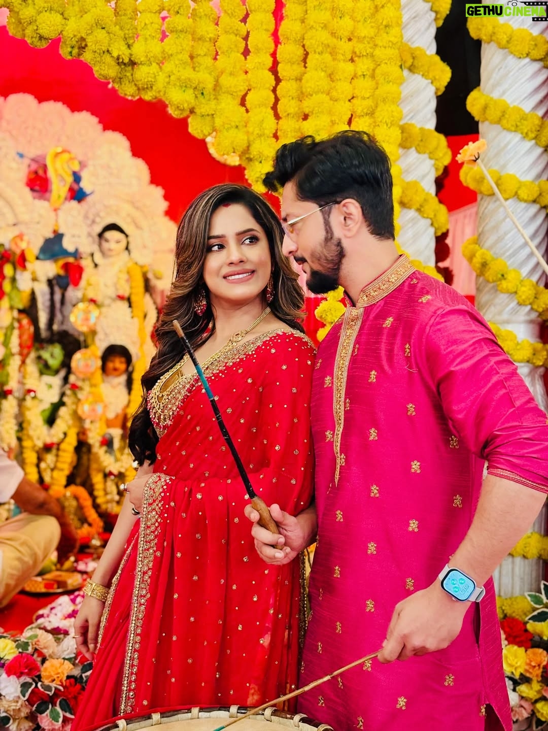 Sanchari Mondal - 2.1K Likes - Anirban & Sanchari ❤️
"Anurager chowa" @starjalsha 9:30pm