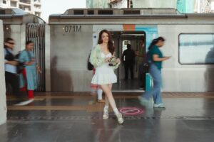Sandeepa Dhar Instagram - Fashionably Delayed 🛤️🎧🎵