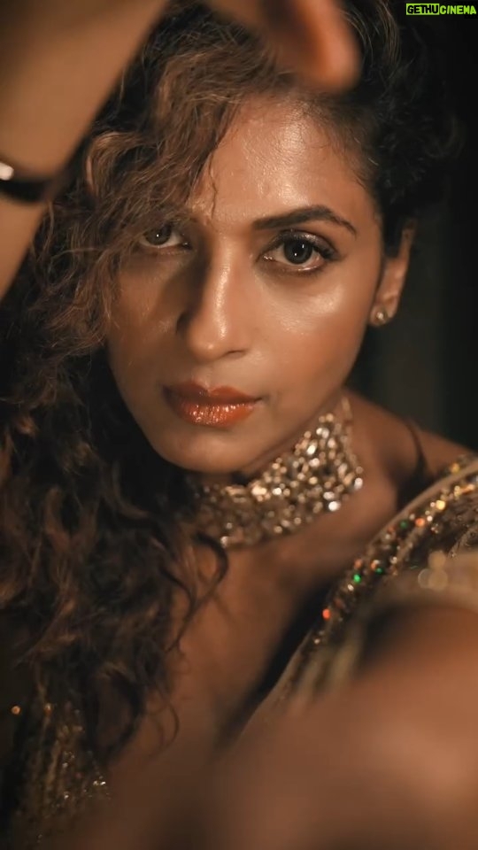 Sandhya Shetty - 1.7K Likes - A saree speaks elegance, but her eyes - pure fire.

Actor - @sandhyashetty1
Photographer/Videographer - @nikhilvelari @velari_production 
Makeup - @shabeenarizwan
Hair - @sunny_makeup_artist
Designer - @kaushikshrimanker for @shrimankerandyogi 
Location - @shrimankerandyogi

#sandhyashetty #actor #films #cinema #nofear #bollywood #indiancinema

[Sandhya Shetty, Indian Actor, Bollywood Actor, Indian Supermodel, International Speaker, Commonwealth Karate Champion]