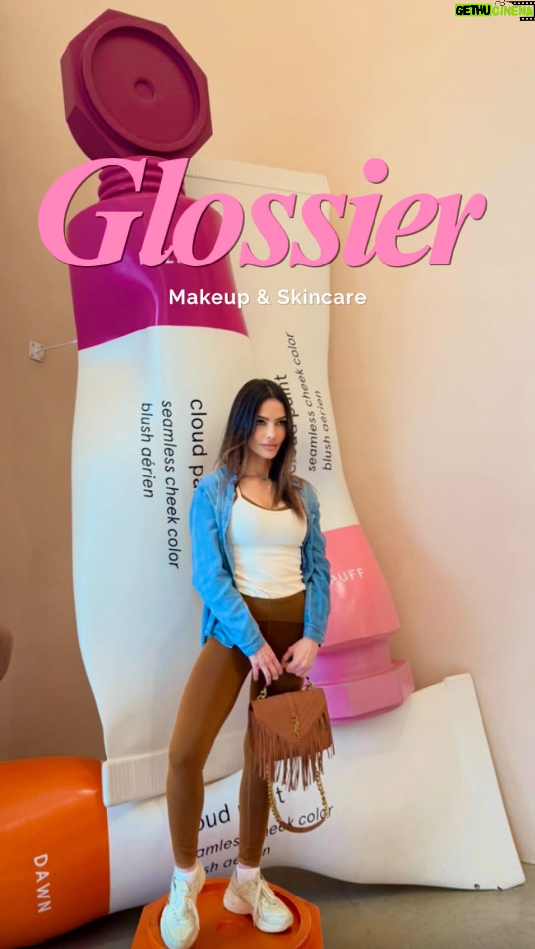 Sandra Vergara - 733 Likes - We stopped by @glossier on Melrose this unique spot has some of the best beauty products on the market, and @sandravergara is here to show you how to glow up and get summer ready. ✨ Oh, and wait till the end for a hidden gem latte you have to try. Add this spot to your bucket list!
📍8523 Melrose Ave, West Hollywood, CA 90069
Music by @giuliocercato 
#glossier #adventure #skincare #beautytips #beauty #glossierla #losangeles #weho #melrose #california
