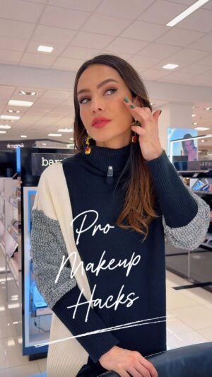 Sandra Vergara Instagram - Sandra Vergara just dropped a makeup hack you need to try! 💄🔥
In this Hidden Gems beauty special, Sandra shows us exactly how she uses Contour by @toofaced to sculpt, lift, and slay all in just a few easy steps.
From defining those cheekbones to finessing the jawline, she makes contouring look effortless and now you can too. Whether you’re a beauty pro or just playing with glam, this tip is a total game changer.
Tap in, glow up, and save this for your next glam session.
Only on Hidden Gems ✨
@sandravergara
@macys
@toofaced
#makeup #sephora #makeuphacks #contouring #beauty #explorer