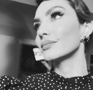 Sandra Vergara Instagram - Timelessness. š¤āØ