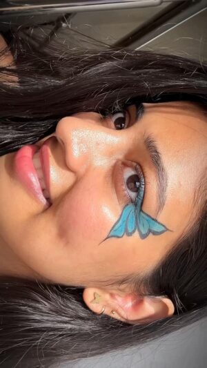 Sanjana Instagram - Does it look more like a butterfly or a fishtail? 🦋🐠✨
The eyeshadow palette @reachedmars sent me is fantastic, with a wonderful range of colours. Loved it 🥹❤️
Comment for the link ❤️
#butterfly #instadaily #blue
