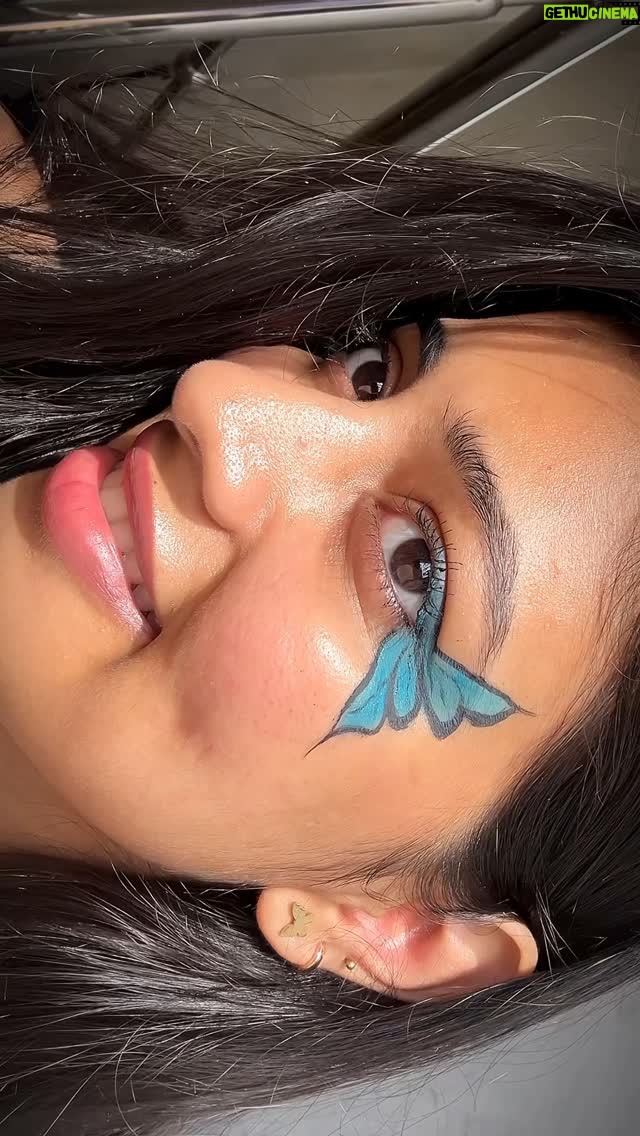 Sanjana - 134K Likes - Does it look more like a butterfly or a fishtail? 🦋🐠✨

The eyeshadow palette @reachedmars sent me is fantastic, with a wonderful range of colours. Loved it 🥹❤️

Comment for the link ❤️

#butterfly #instadaily #blue