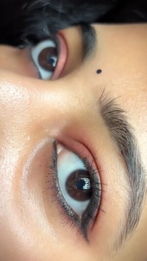 Sanjana Instagram - l used the @swissbeautyselect Light Em
Palette 💜
An all-in-one makeup must have with stunning eyeshadow shades, blush, and contour🥰
Lastly, I have finished the look with @swissbeautyselect Here to Stay Lipstick that lasts all day.
Comment for the links 💜
#swissbeauty #eye #eyeshadowpalettes #purple
