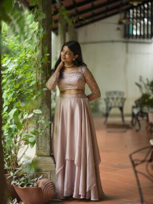 Sanjana Instagram - Just me, being cute 🎀✨
Outfit : @dresscape_ 💚
#outfitoftheday #instapost