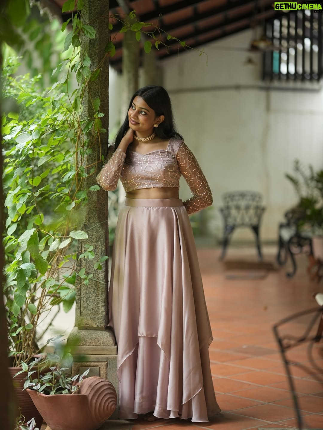 Sanjana - 59K Likes - Just me, being cute 🎀✨

Outfit : @dresscape_ 💚

#outfitoftheday #instapost