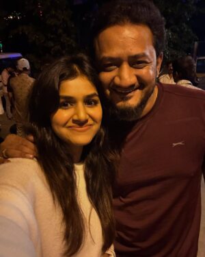 Sanjana Anand Instagram - #Ekka🧿 

Okay , long caption Alert🙈‼️
 
This is One of those journeys that has made me feel like Im always Blessed ! 
#Banglebangari ಹಾಗೂ ಸಿನಿಮಾ ಮೇಲೆ ಊಹೆಗೂ ಮೀರಿದ ನಿಮ್ಮ ಪ್ರೀತಿಗೆ ಸದಾ ಚಿರಋಣಿ…. ♥️

@prk.productions associating with this name itself is an honour to me🥹
@jayanna.films thankyou for believin in me again🧿
 @karthik_krg @yogigraj will forever be grateful for this jouney♥️
 
@rohitpadakifilms Thankyou for believing I could be your #nandini 🥰 I got to learn soo much more. 

@charanraj27185 You’ve been literally a blessing in my career!!! 🥹🧿

Thanks to my Team for making Nandini be her Best ♥️
@satyahegde @maasthiupparahalli @murali.choreographer 

@poornamysore Daddy ,  Fan ಆಗೋದೆ  sir!🫡

Finally , @yuva_rajkumar Thankyou for making work so much easier & comfortable. 
Youve definitely been a Gentlemen throughout! Rooting for you always🤗

Much Love  to my Entire team for making Ekka more special to me ♥️ @sampaada1 @aryaasriram @archanakottige  @prem.0792  @jayanth96