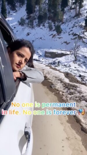 Sanjana Jagga Instagram - 💔No one is permanent
.
.
#breakup #nooneispermanent #sanjanajagga #sanjanajagga30