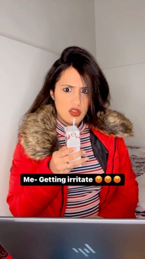 Sanjana Jagga Instagram - I Hate when they eat so loud tho🤌🏻
@shagun_mahajan05 ❤️
•
•
•
#sanjanajagga #sanjanajagga30 #siblings #sibling