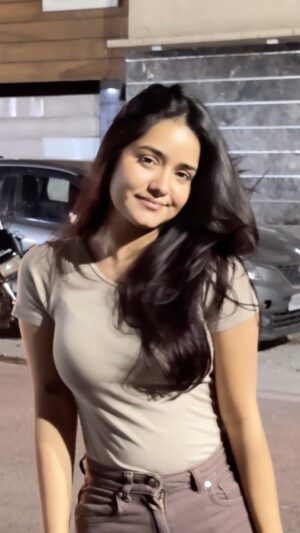 Sanskriti Singh Instagram - Tu Haseen Tera Naam Haseen Hai🤎