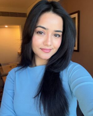 Sanskriti Singh Instagram - š¦šŖ¬