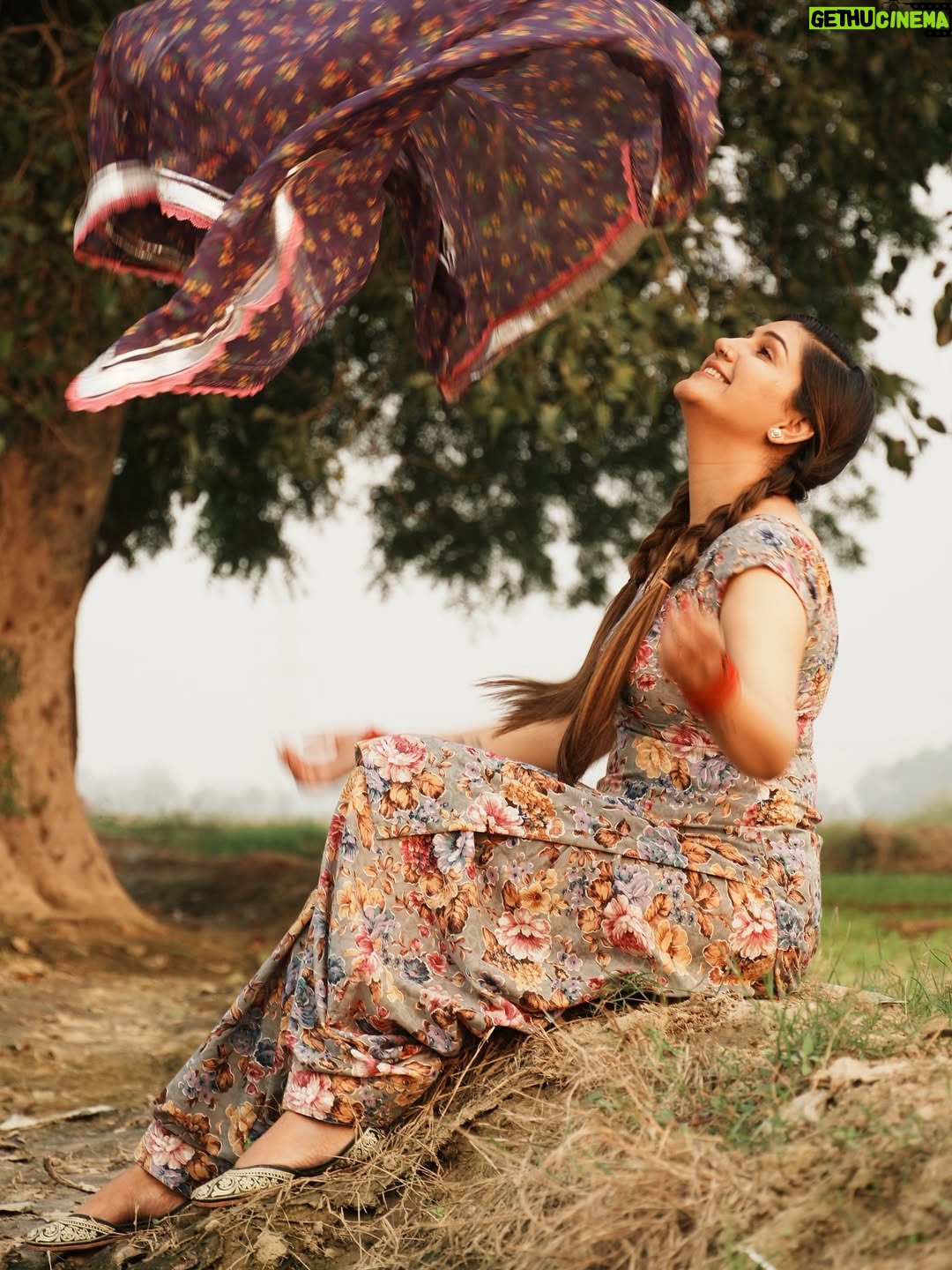 Sapna Choudhary - 268.6K Likes - खुद में खोने दे मुर्शद अब तमाशा होने दे...! 🤨 

#sapnachoudhary #desiqueen #desiharyanvi #positivity #trending #thankgodforeverything