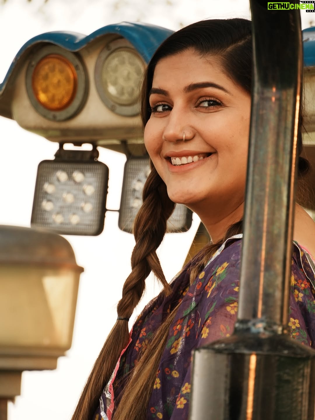 Sapna Choudhary - 268.6K Likes - खुद में खोने दे मुर्शद अब तमाशा होने दे...! 🤨 

#sapnachoudhary #desiqueen #desiharyanvi #positivity #trending #thankgodforeverything