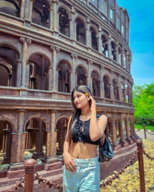 Sapna Roy Instagram - 🖤🩵
🎨 >> @pro_shoots1
#new #newpic #explore #instadaily #instalike #viralpost