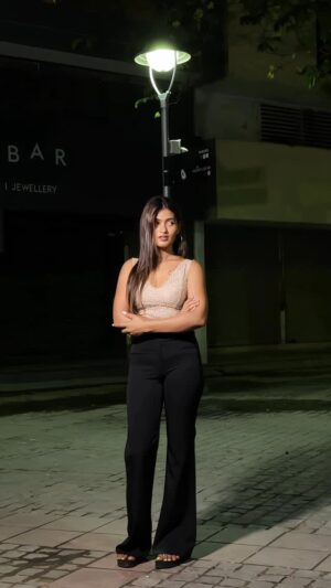 Sapna Roy Instagram - Main kyu maru tumhare liye 😅?