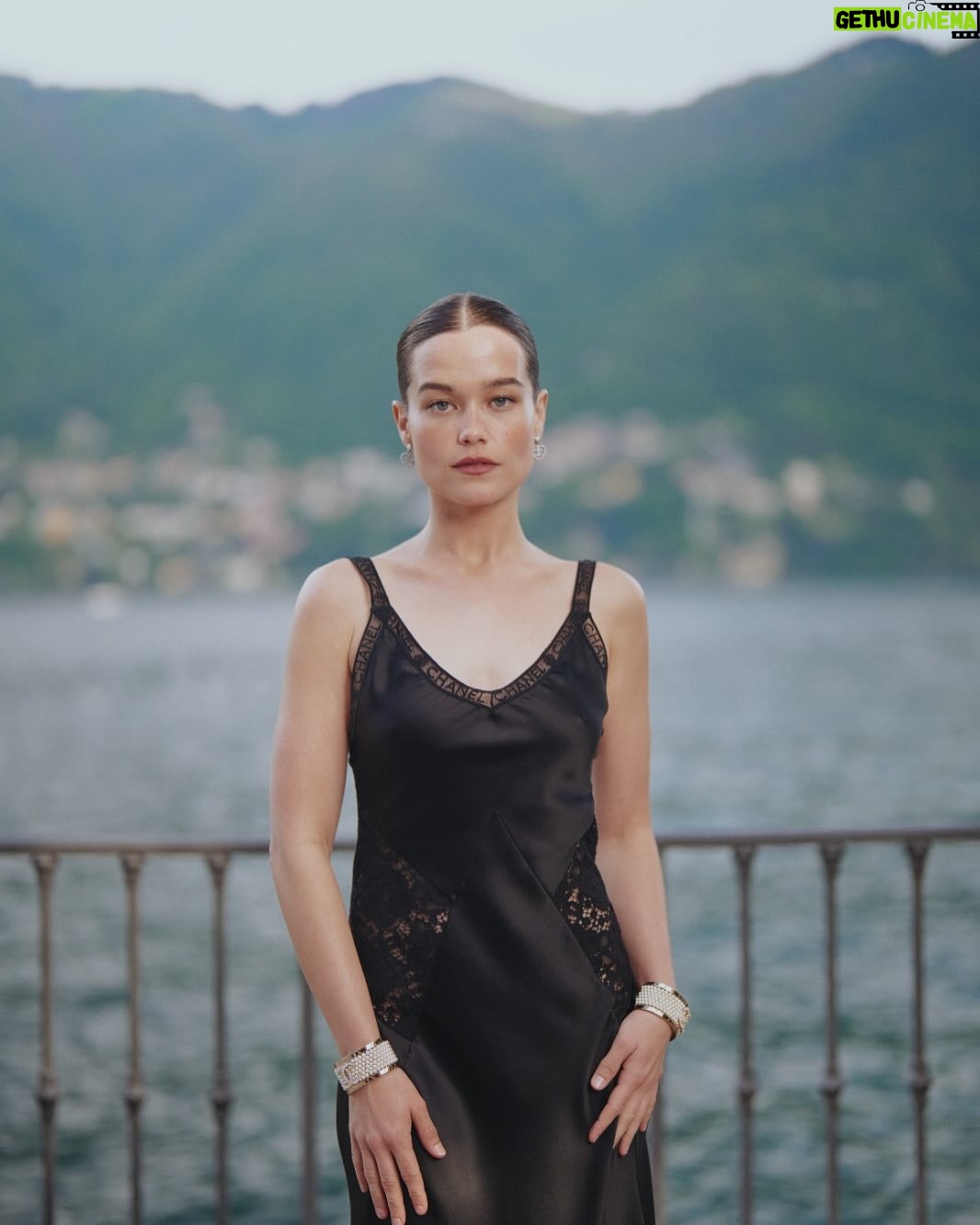 Sarah Catherine Hook - 74.3K Likes - Lost my voice in como…if you find it, please ship it back to me 🫡 THANK YOU @chanelofficial for my first trip to Italy and my very first CHANEL show!! YOU KNOW I LOVE YOU GIRLS!!! #chanelcruiseshow