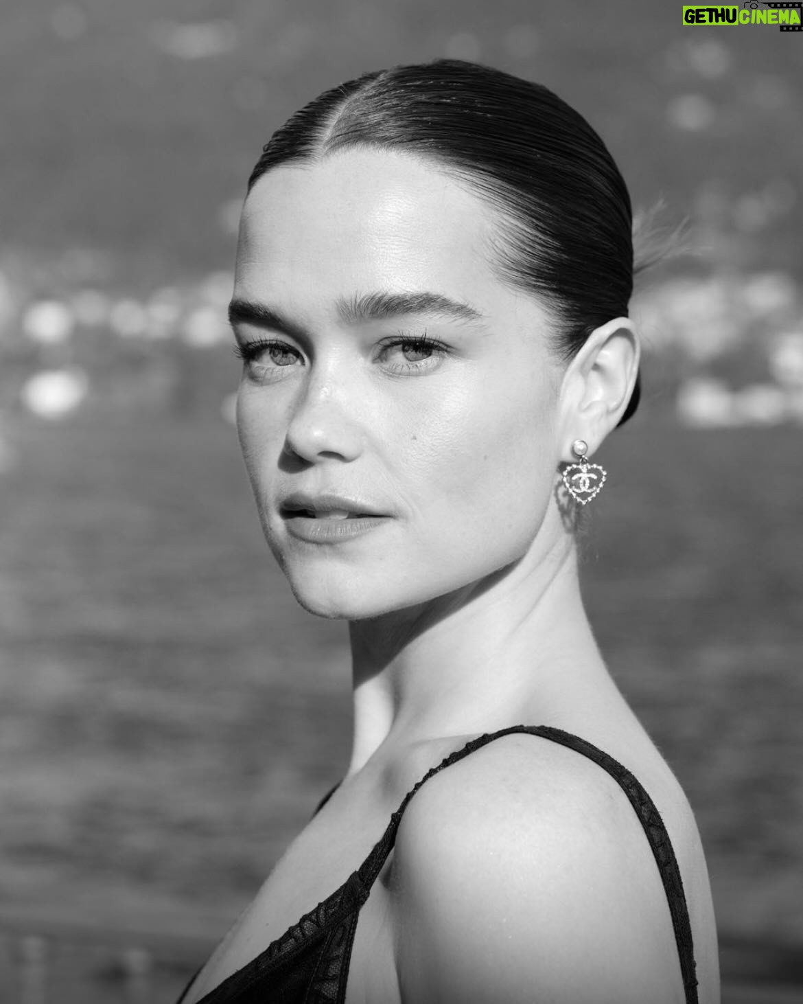 Sarah Catherine Hook - 74.3K Likes - Lost my voice in como…if you find it, please ship it back to me 🫡 THANK YOU @chanelofficial for my first trip to Italy and my very first CHANEL show!! YOU KNOW I LOVE YOU GIRLS!!! #chanelcruiseshow
