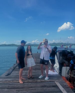 Sarah Catherine Hook Instagram - Thank you Thailand, thank you Mike for the opportunity of a lifetime 💛 princess Piper & I are forever changed