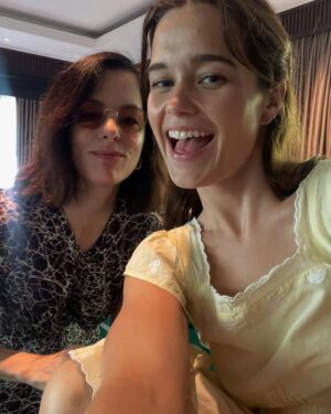 Sarah Catherine Hook Instagram - Thank you Thailand, thank you Mike for the opportunity of a lifetime 💛 princess Piper & I are forever changed