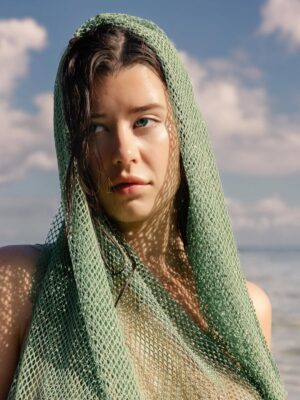 Sarah McDaniel Instagram - 🐟🐠🌀🪣🪁🫐🖌️🗣️🩱