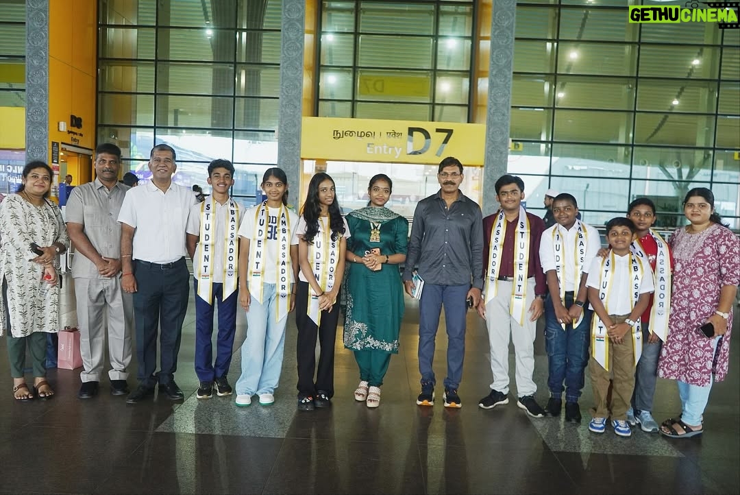 Saranya JaiKumar - 1.3K Likes - POLO Research Organisation in association with Consulate General of India at Jaffna has organised a series of motivational talks for students by Dr Sylendra Babu IPS at Jaffna , Batticaloa , Trinco and Vavuniya . My student ambassadors were at the airport today for the send off . Thanks to Thevan sir for the support . 

Dr Saranya Jaikumar
President , POLO Research 
www.thepoloresearch.com