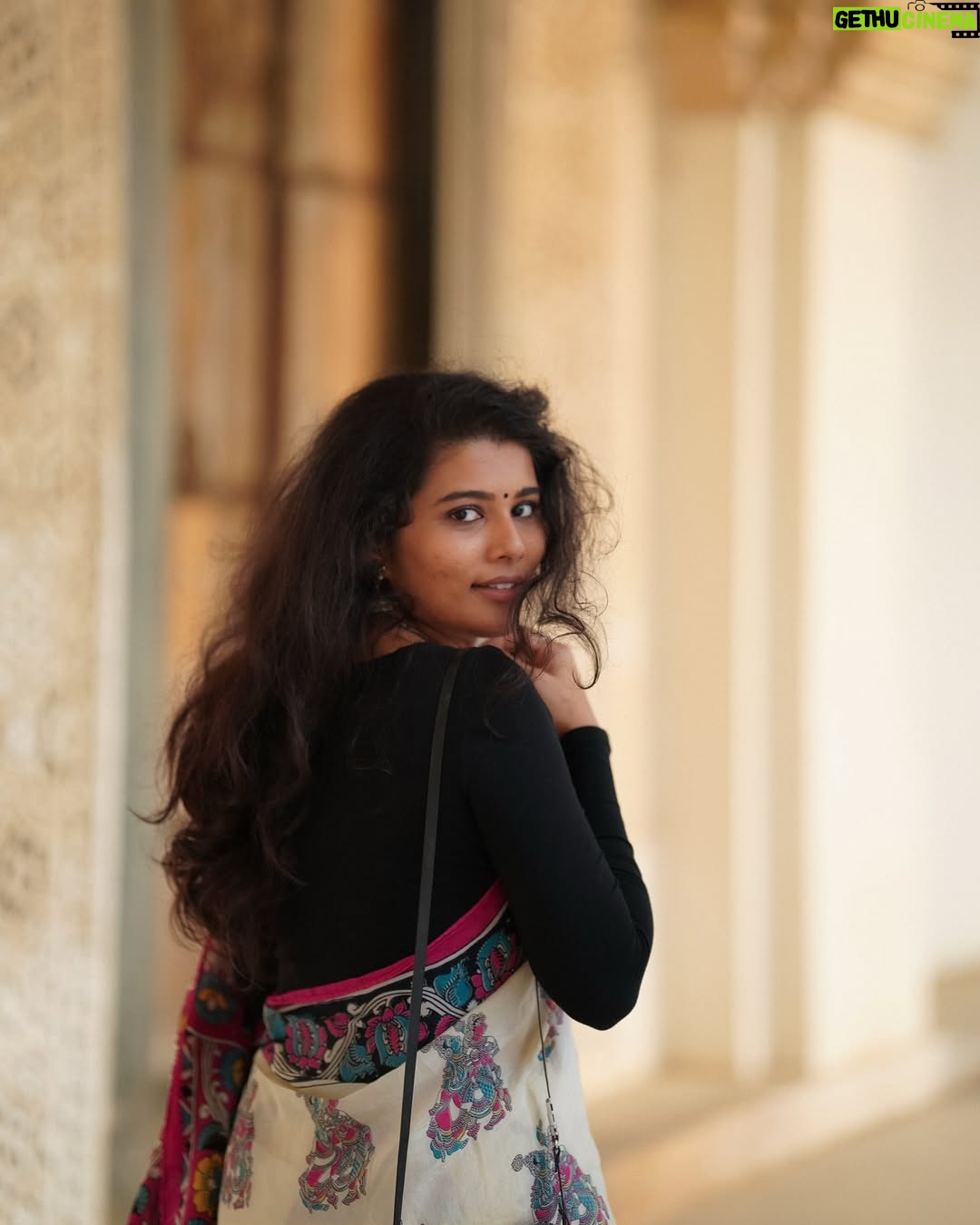 Saranya Pradeep - 42K Likes - A step, a story, a sigh 🤎

📸 : @pallesunny 
Assisted by : @nani____08_ 

Hairstylist : @farzanashaik._.stylist 

#saree #story #rootedinculture #history #traditions #twist #sareelove #goldenhourphotography #photooftheday #naturevibes #wind #whisper #breeze #and #bliss #ig #insta #sunset #dreams #rustic #charm #sixyardsofgrace #timelesselegance #beauty #lostinthemoment #serenity #heritage #❤️❤️