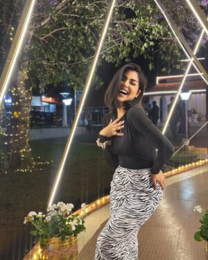 Sargam Koushal Instagram - Then I put my dancing shoes on 👟 for the rest of the night!
#dance #dssc #purplequeen #pageant #ball #afterparty #wellington #coonoor #coimbatore #ooty