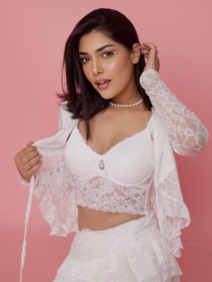 Sargam Koushal Instagram - Serving softness in whites & lace 🌨✨ Styled my fave lace bralette from @clovia_fashions and I feel like an absolute dream 🤍
Use my code Sargam200 & get ₹200 off! Go shop now 💌
Photo by @sej.agarwal
#Clovia #StyledBySargam #WhiteOnWhite #PrincessVibes #DreamyLooks #LaceLove #BraletteStyle #KnittedBralette #CloviaLingerie #OOTD #InMySoftGirlEra #CloviaFashion #InstaStyle #LingerieLove #IndianFashionInfluencer #StyleInspo #OutfitGoals #FeminineStyle #DelicateVibes #SoftFashion