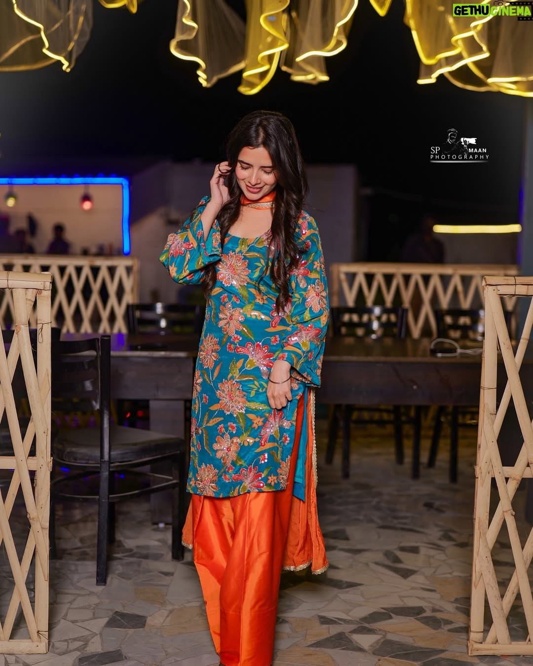 Sargun Sekhon - 10.2K Likes - Suggest a caption💗.
📷 : @sp_maan_photography 
.
.
.
.
#punjabisuit #punjabi #photooftheday #insta #instapic #instamood #trending #punjabisongs #farshisalwar #farshisalwarsuit #punjabisongs