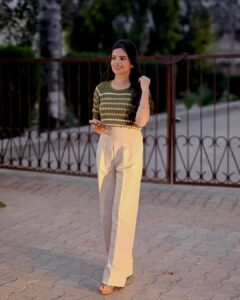 Actress Sargun Sekhon HD Photos and Wallpapers August 2025