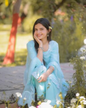 Sargun Sekhon Instagram - š¤š©µš¤š©µ
š„ @weddingshadesandstories
.
.
.
.
.
#instapic #instagood #photooftheday #punjabi #punjab #punjabisuit #explore #trending #punjabisongs