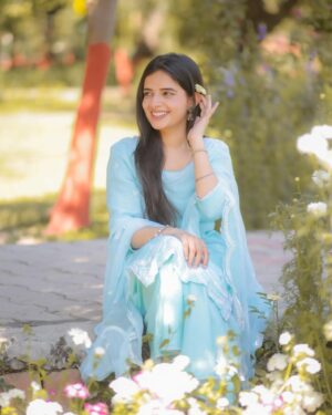 Sargun Sekhon Instagram - š¤š©µš¤š©µ
š„ @weddingshadesandstories
.
.
.
.
.
#instapic #instagood #photooftheday #punjabi #punjab #punjabisuit #explore #trending #punjabisongs