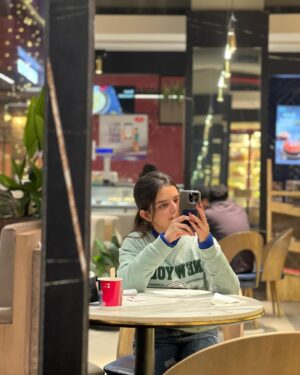 Sargun Sekhon Instagram - Being cute is my kind of vibeāØš¤
.
.
.
.
.
.
.
#insta #instadaily #instagood #feltcute #cutevibes #explore #punjab #eastwoodcity #love #punjabimusic #photooftheday #potd #ootd #happymood