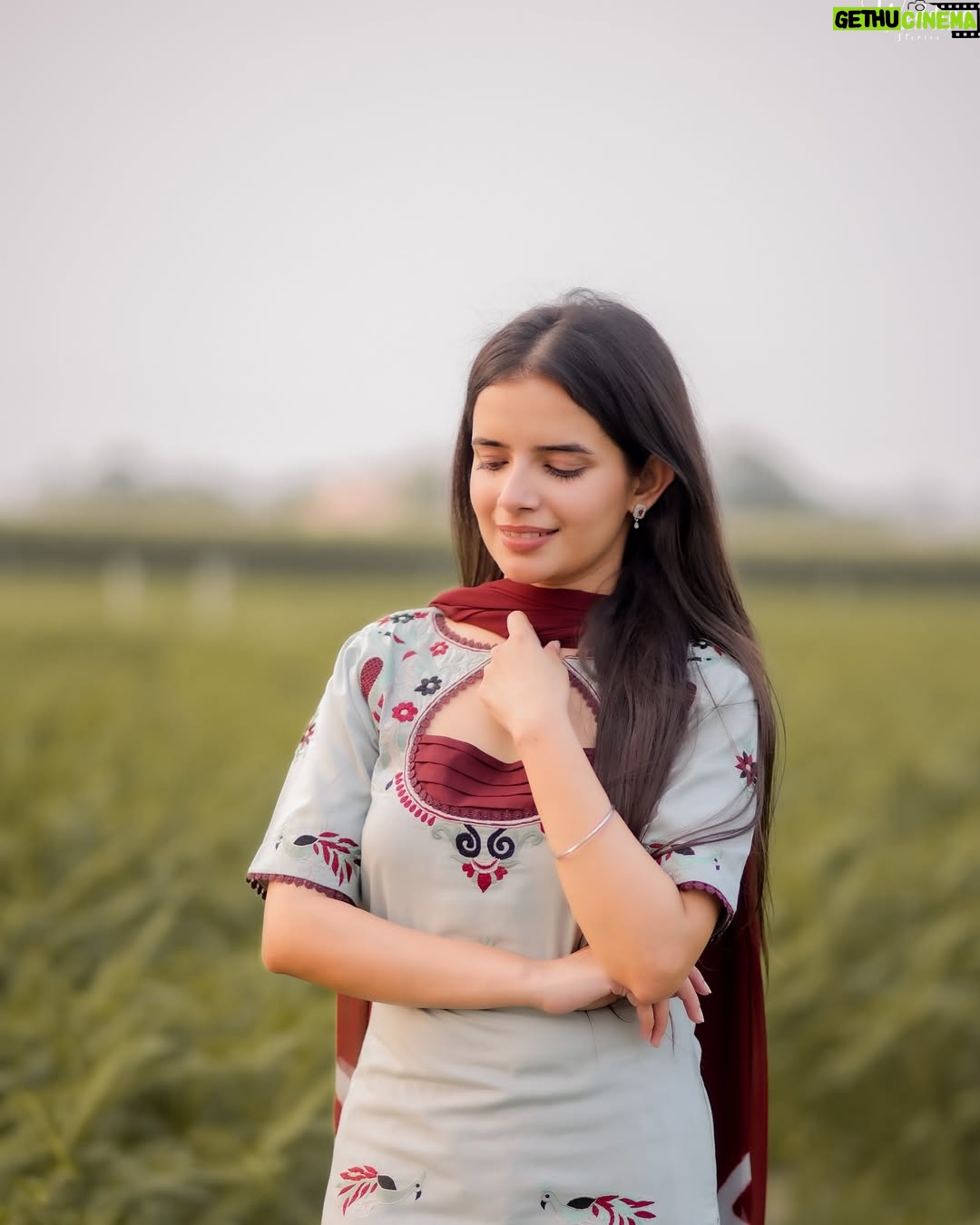 Sargun Sekhon - 14.8K Likes - Which one is your favourite ? 🫣🤍 
Suit : @surkh_roo_label 
📸 : @weddingshadesandstories 
.
.
.
.
.
.
#photooftheday #instapost #instamood #trending #punjab #pind #explore #lovepunjab #punjabisuit #instafit #punjabisongs