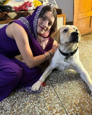 Sarika Luthra Instagram - Happy rakhi🧿❤️
@piyushluthra114
@pradeep.luthra
#trending #viral #brothers #sister #love #rakhshabandhan #rakhi #caring #post #pic #dog #family