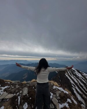 Sarika Luthra Instagram - 🏔️✨
#mountains #love #insta #fashion