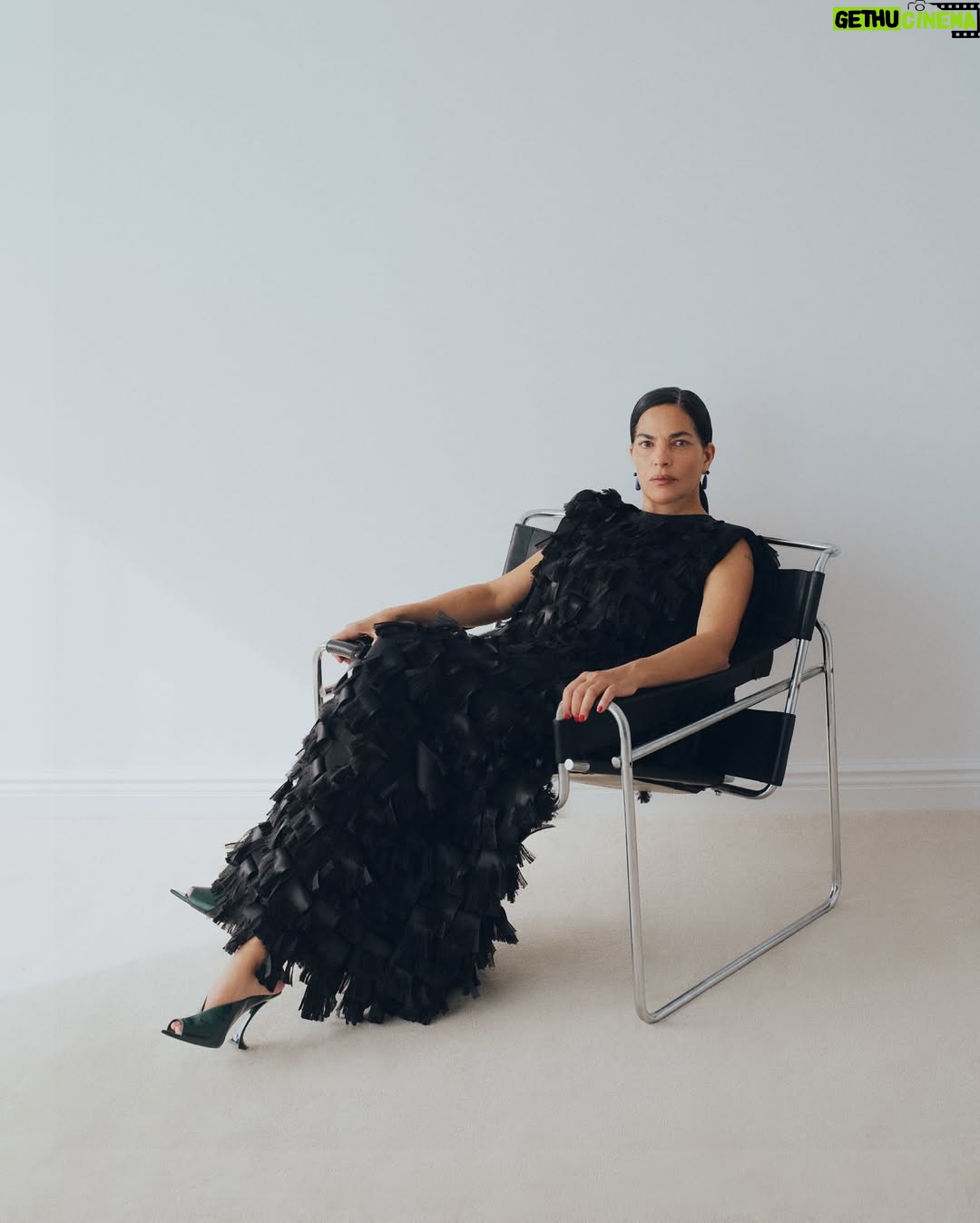 Sarita Choudhury - 6.7K Likes - @vogueindia June 2025

Photographed by @sumustecaplioglu 
Styled by @caitlinburkenyc 
Hair by @moizalladina 
Makeup by @lisahoughton 
Asst by @danvictoriagleason