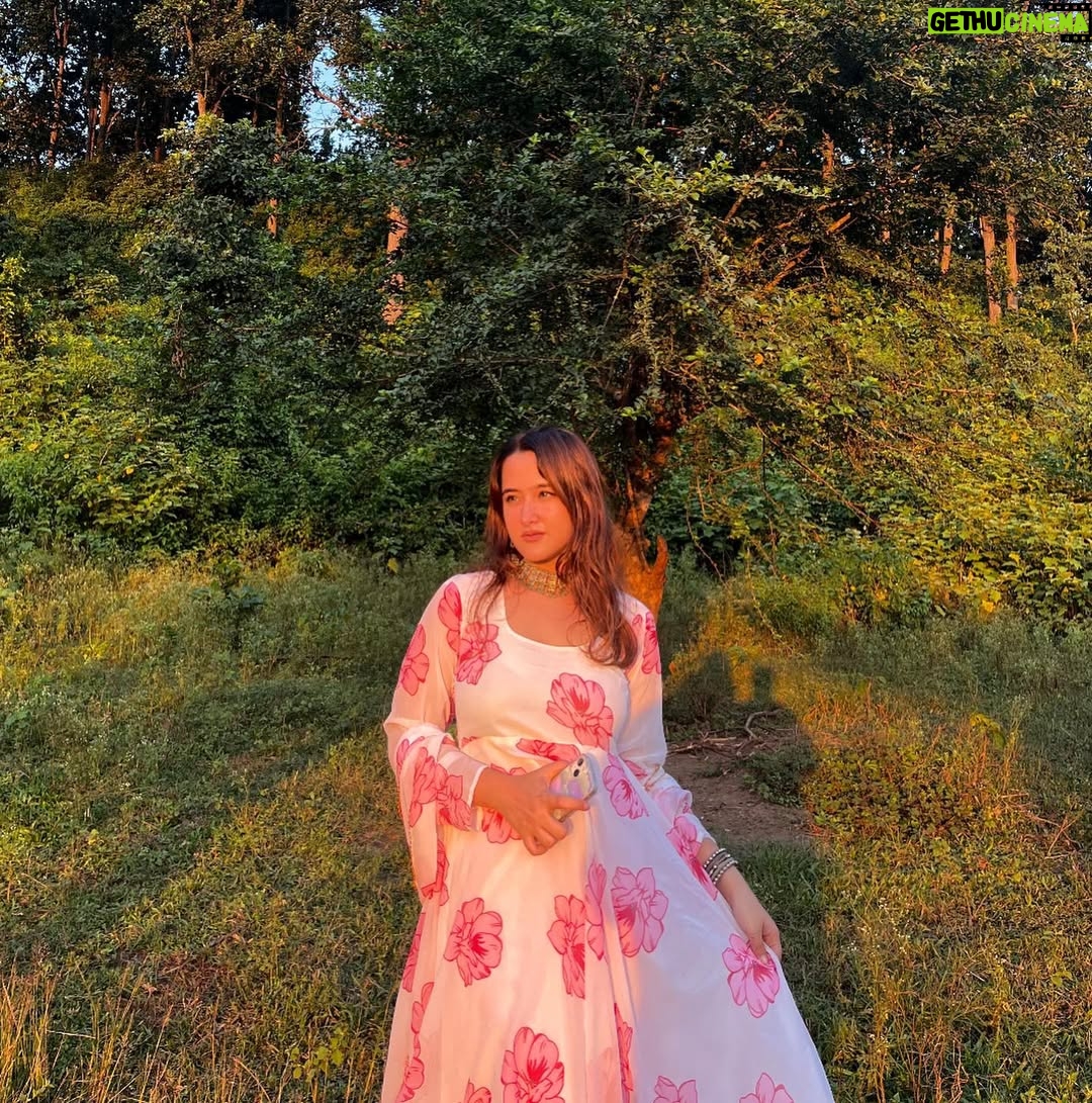 Saryu Balani - 897 Likes - 🌸🌸